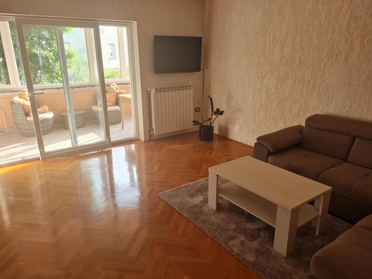 Apartment Donna Rijeka Bagian luar foto